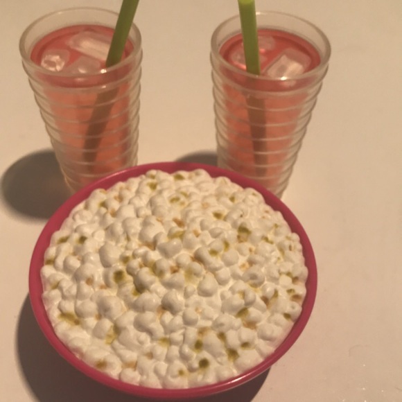 AMERICAN GIRL SLEEPOVER ACCESSORIES - Picture 8 of 8